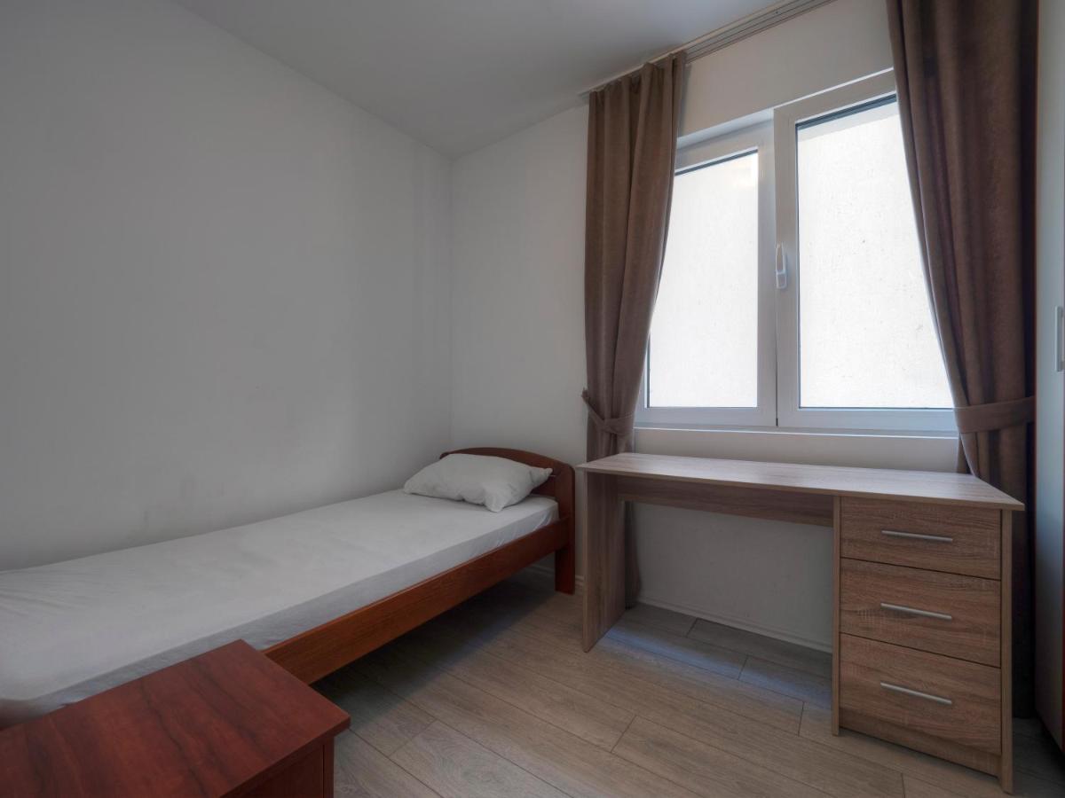 Apartment Family Three Bedroom Brando *